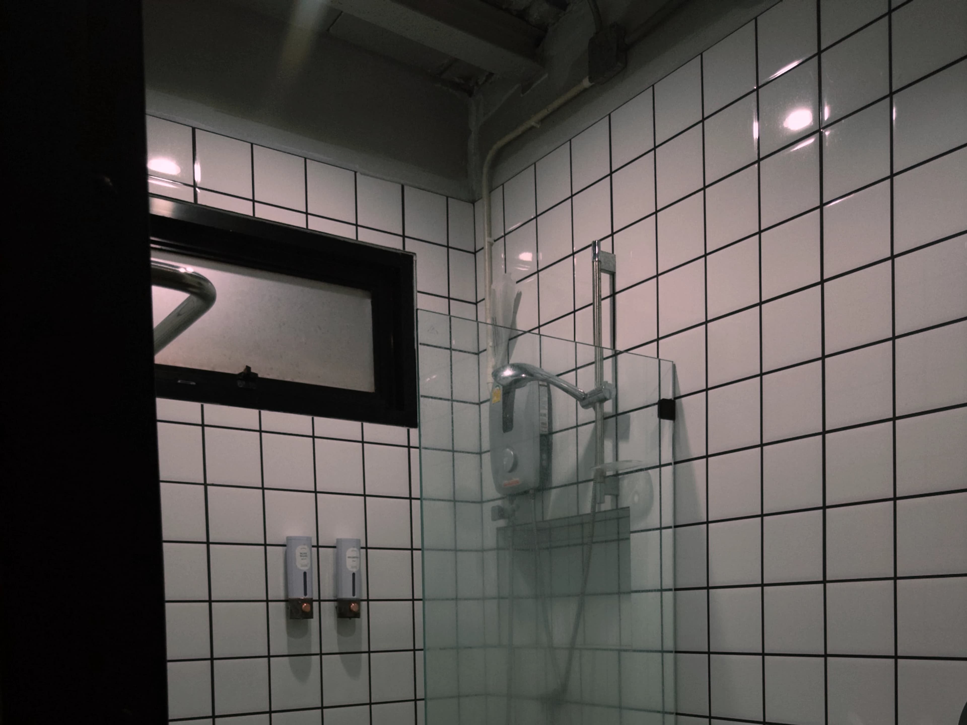 Double Room 301, image 3