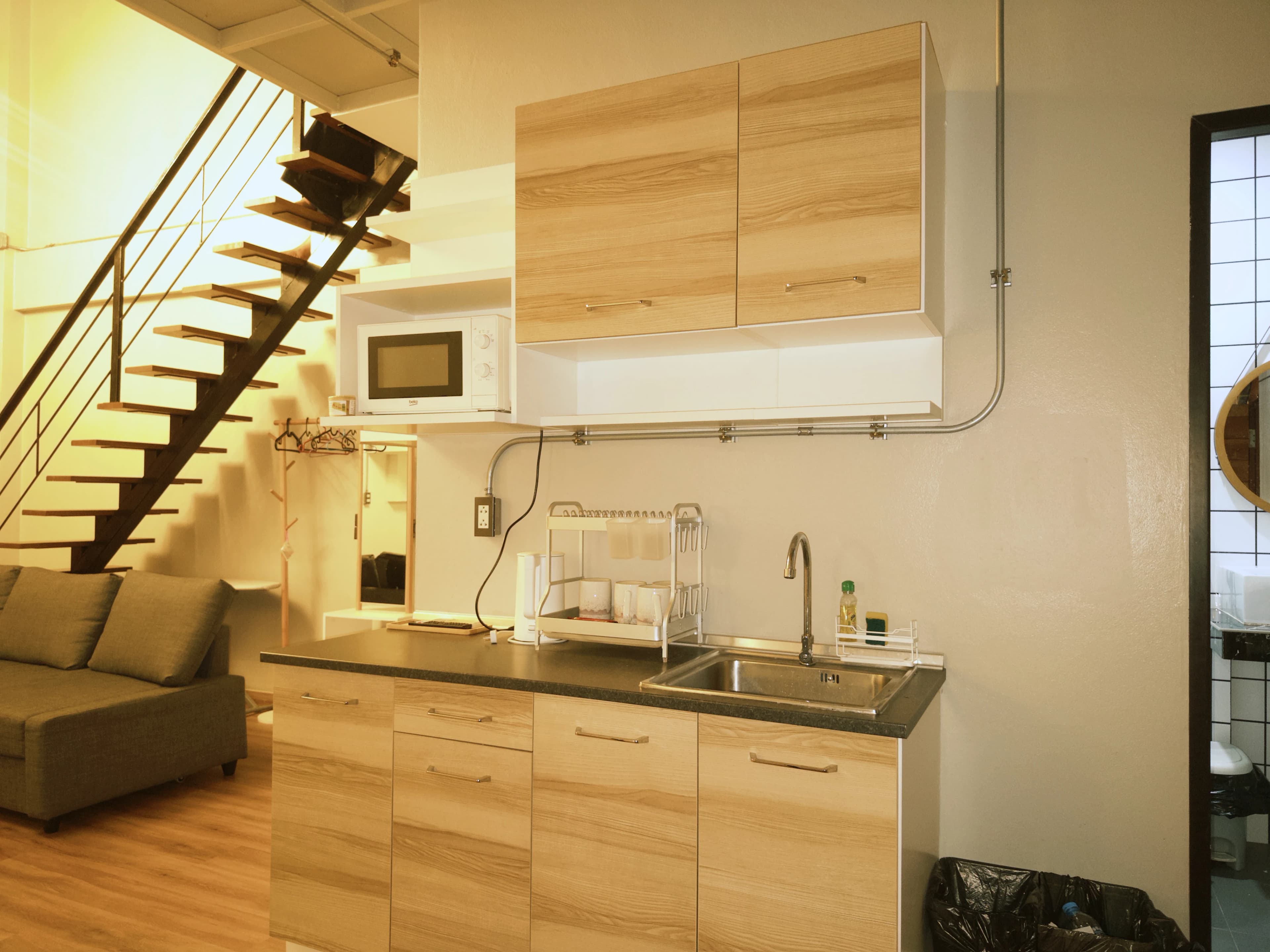 Loft Suite 401, image 3