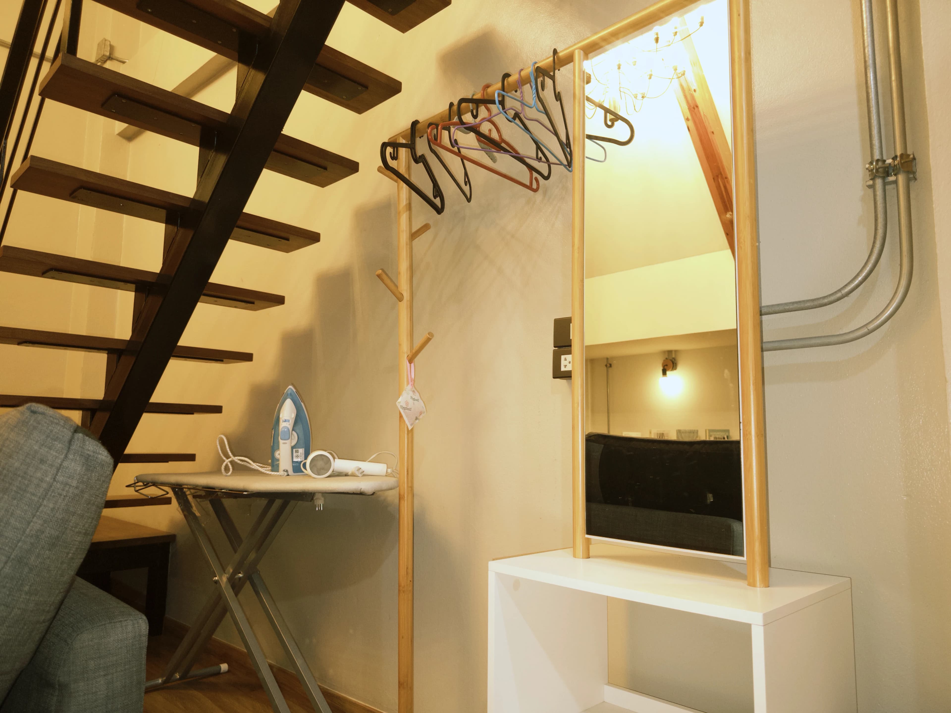 Loft Suite 401, image 8